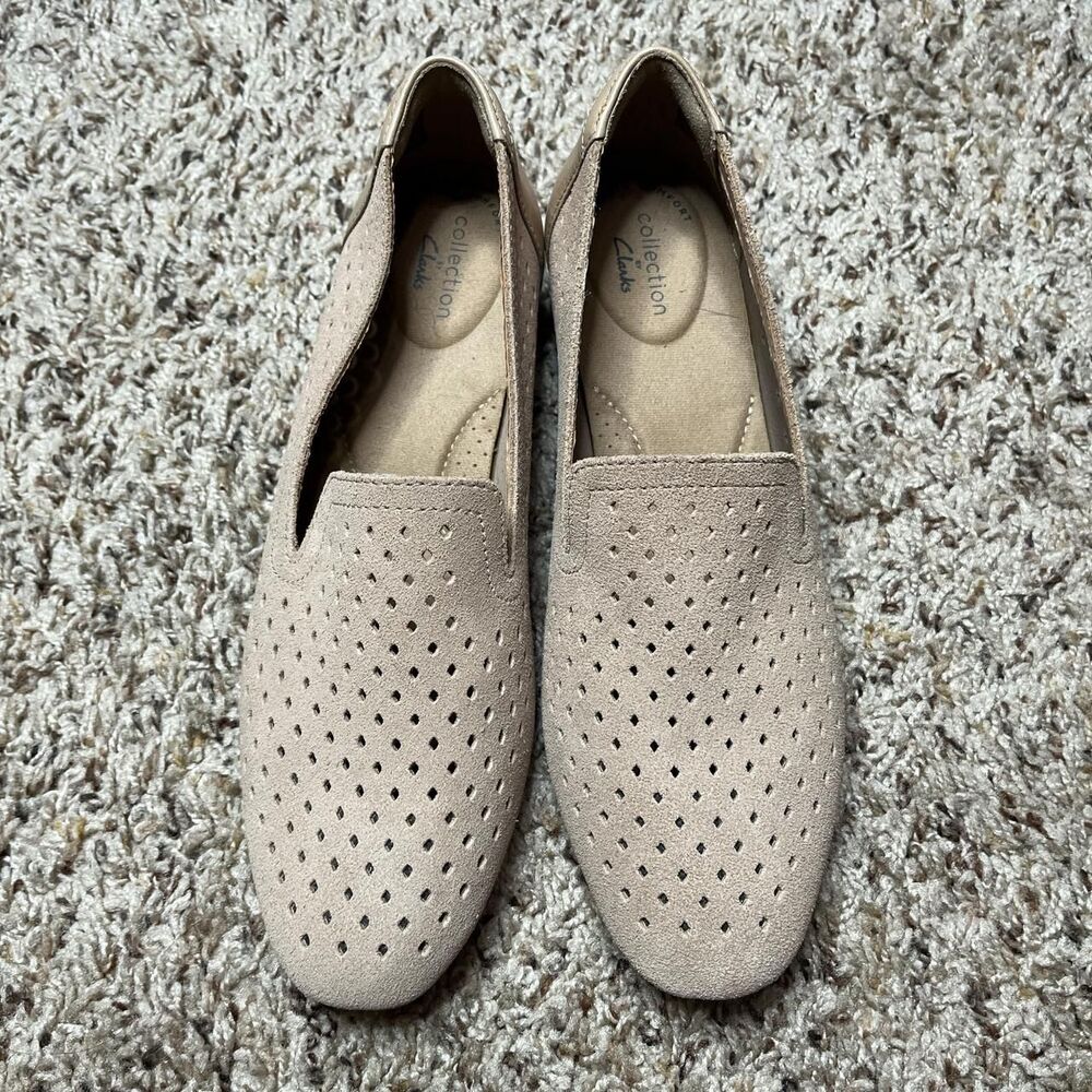 Clarks Women's Tan Loafers